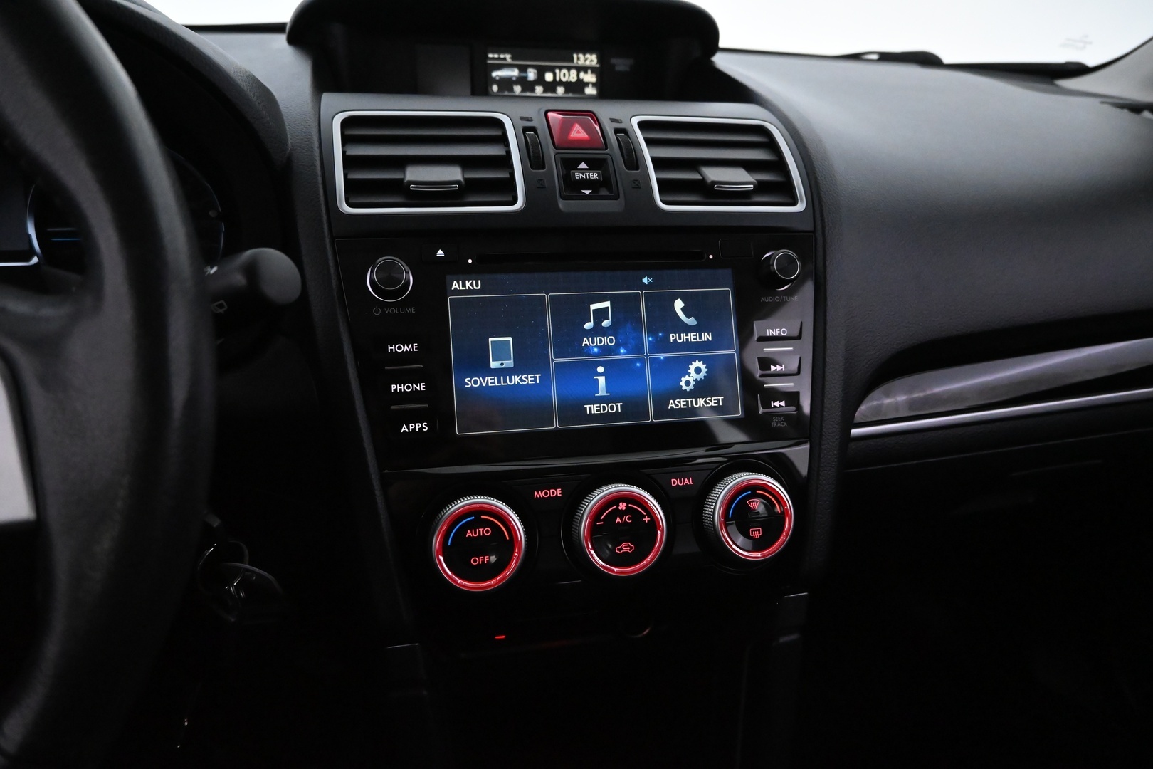 SUBARU Forester 2016