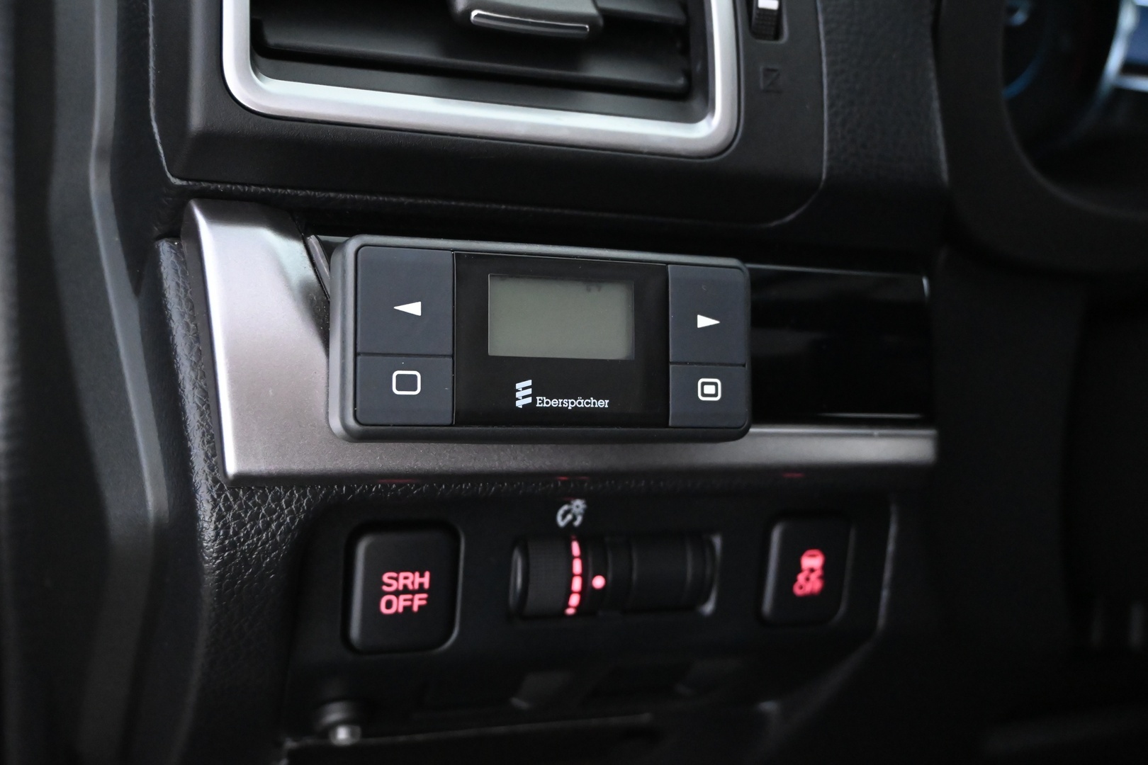 SUBARU Forester 2016