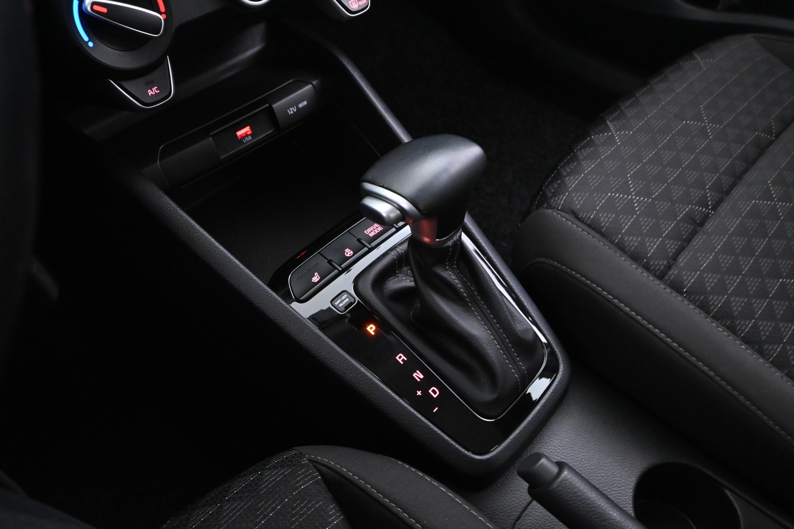 KIA Rio 2021