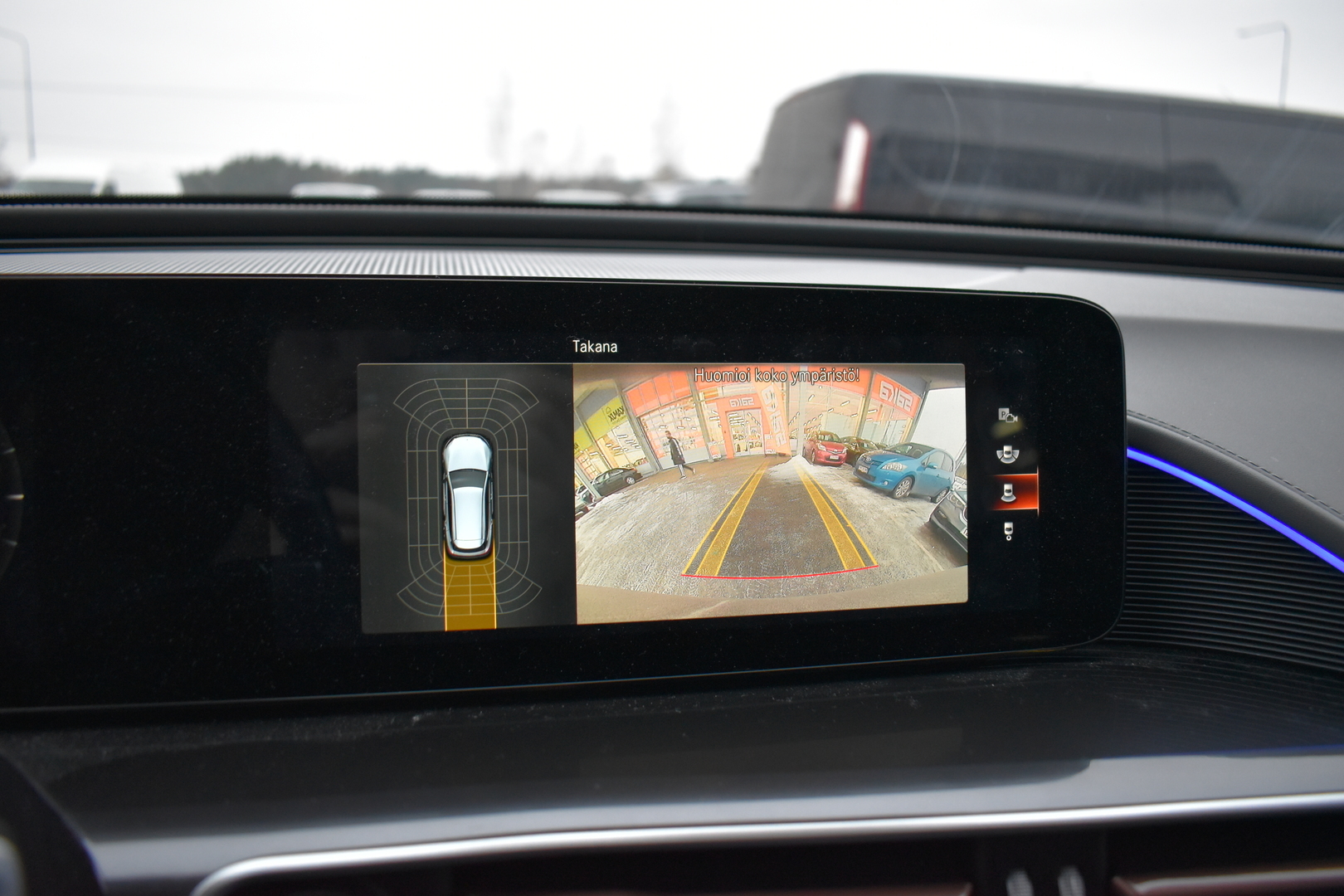 MERCEDES-BENZ EQC 2021