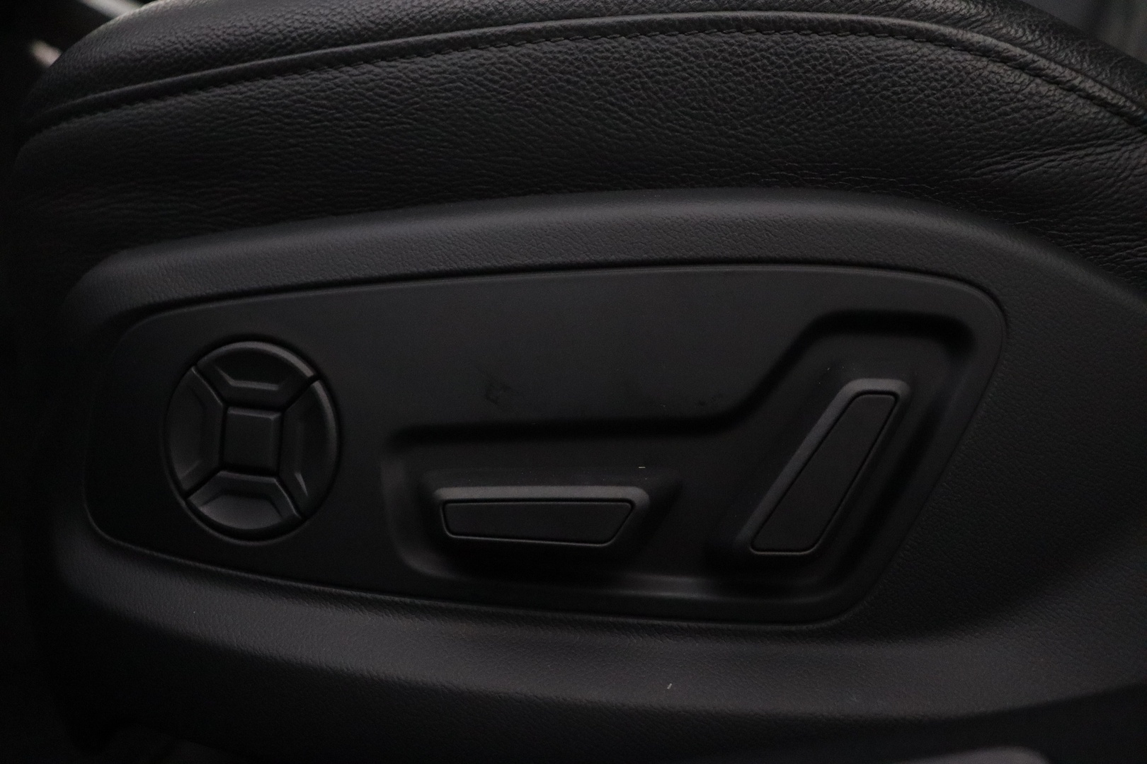 AUDI A8 2020