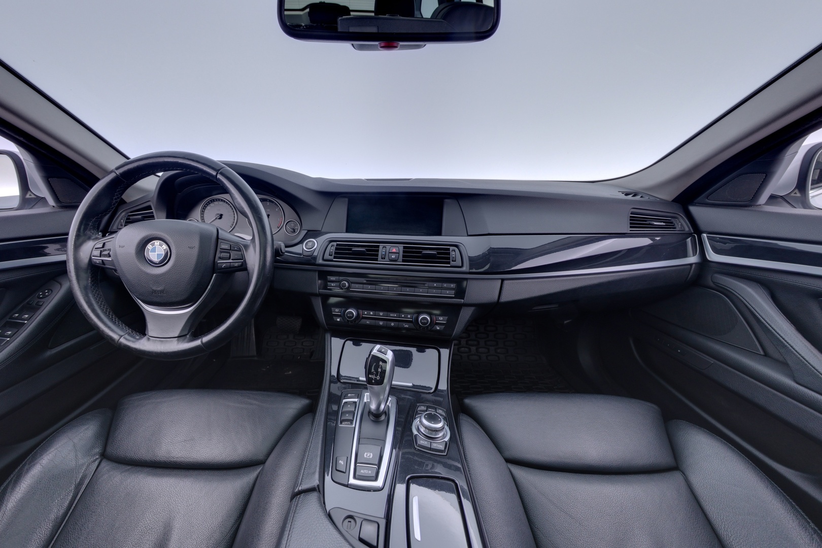 BMW 525 2011