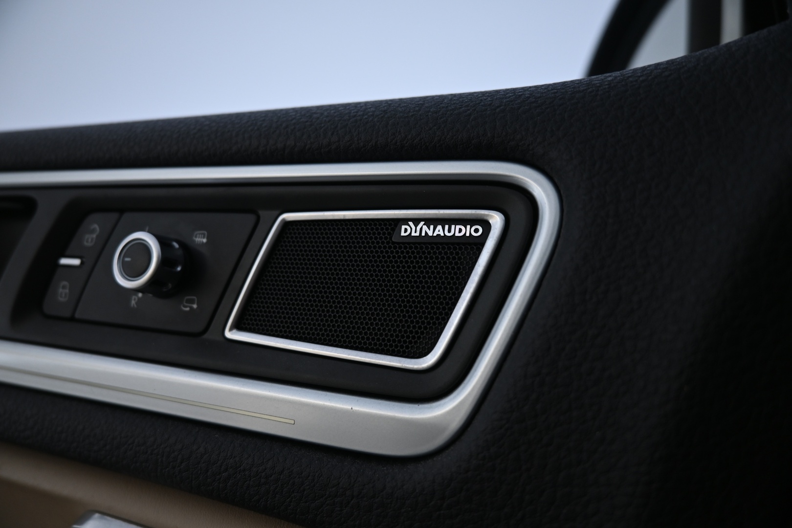 VOLKSWAGEN Touareg 2014