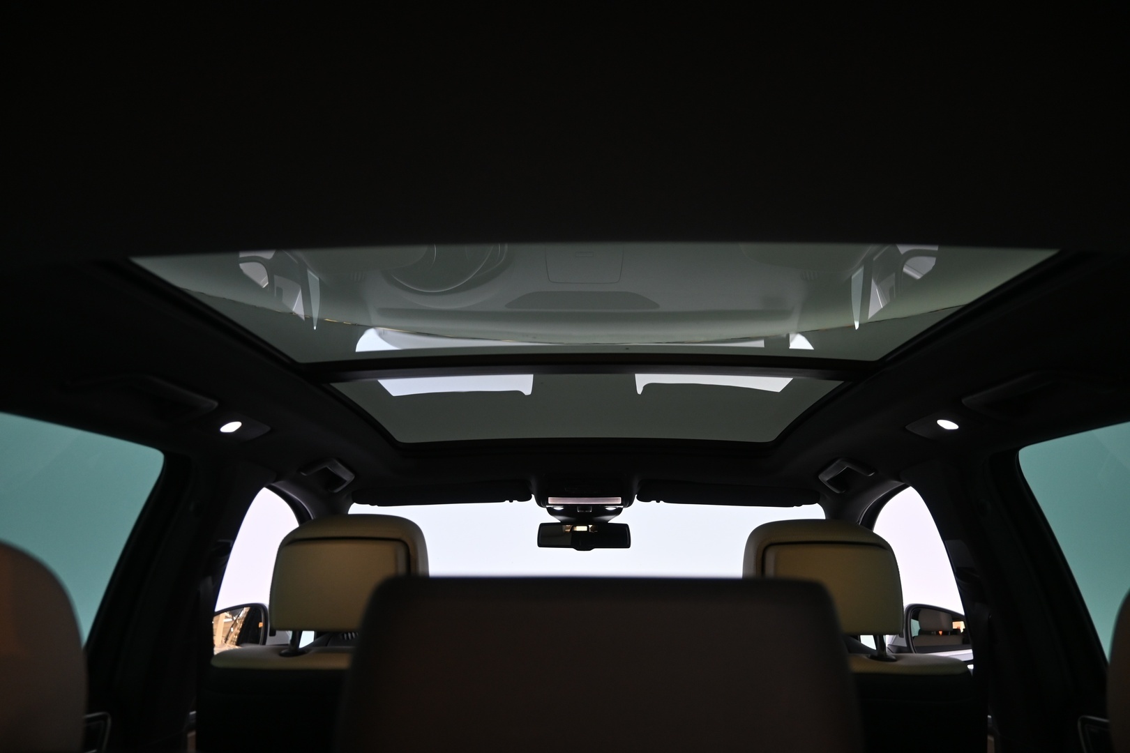 VOLKSWAGEN Touareg 2014