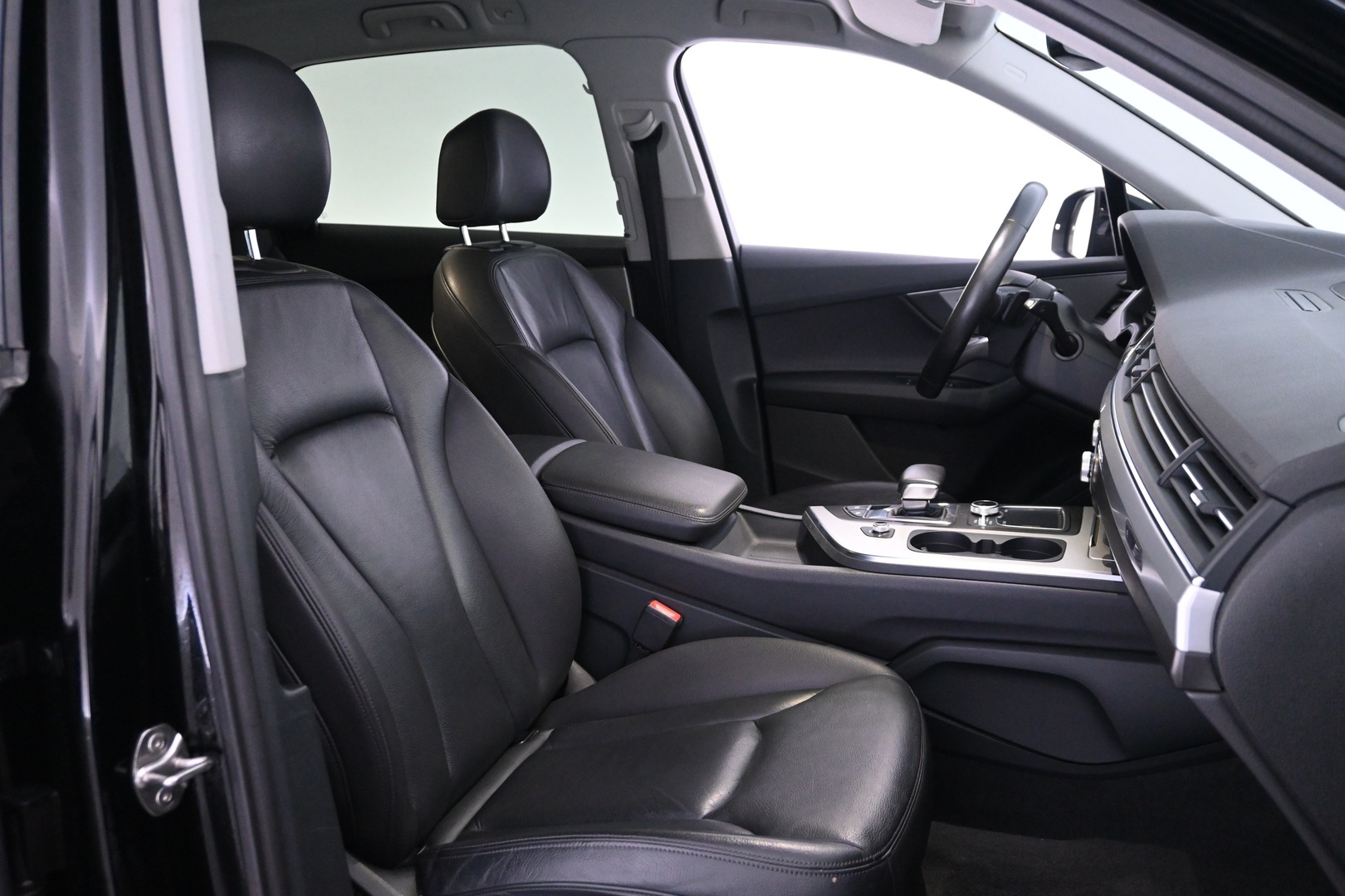 AUDI Q7 2016