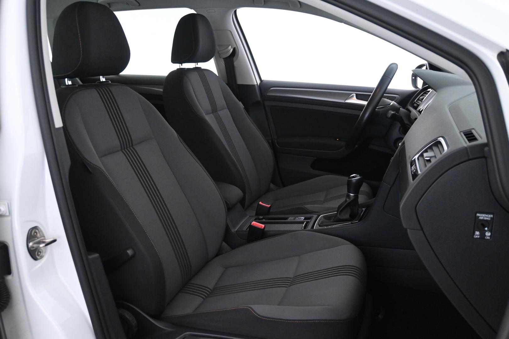 VOLKSWAGEN Golf 2017