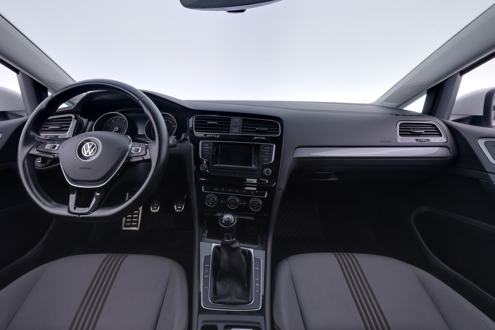 VOLKSWAGEN Golf 2017
