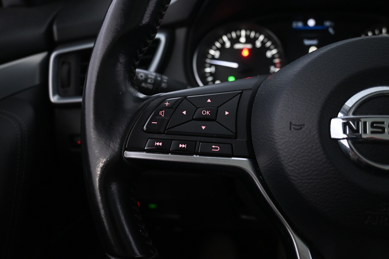 NISSAN Qashqai 2019