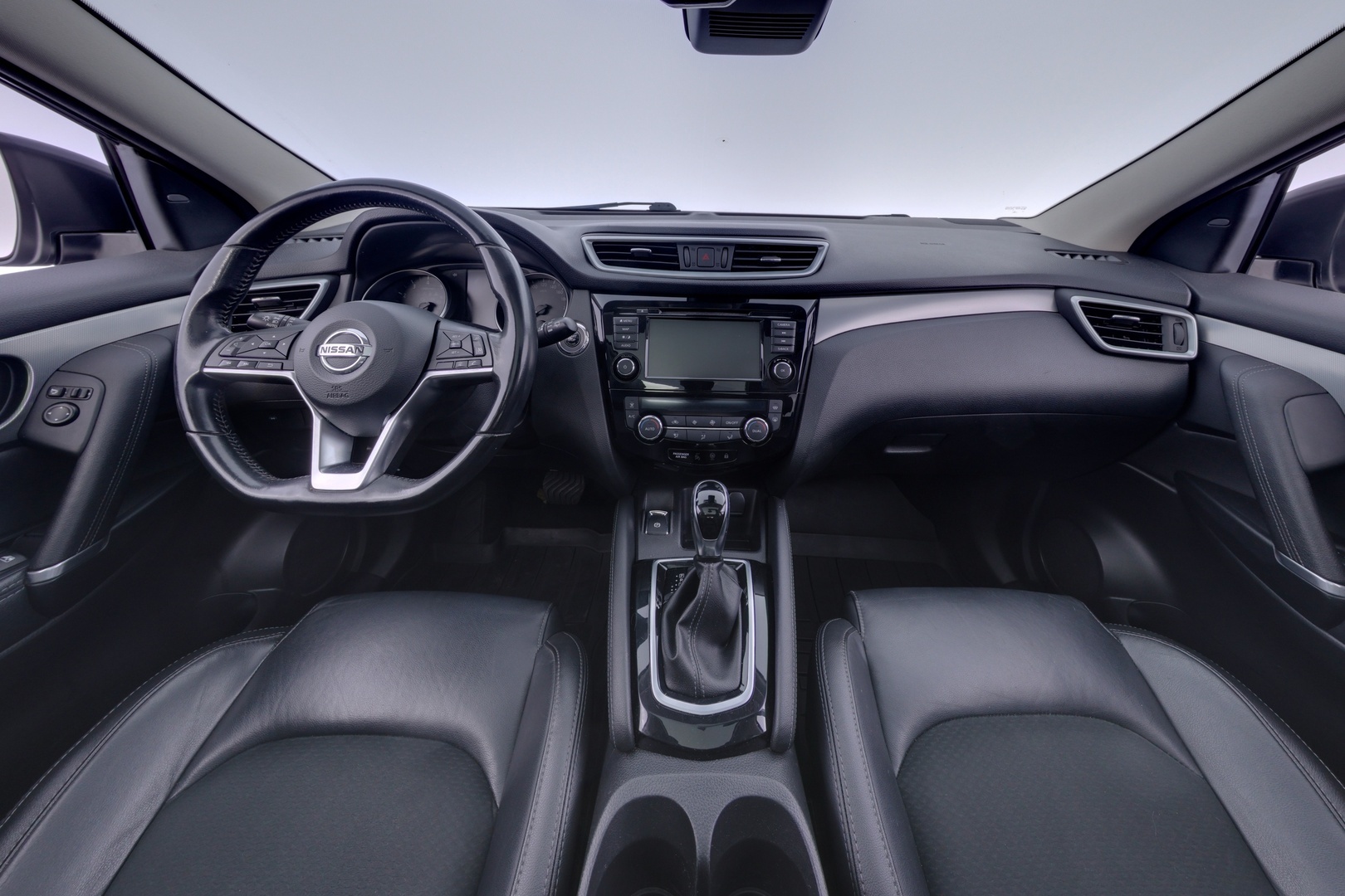 NISSAN Qashqai 2019