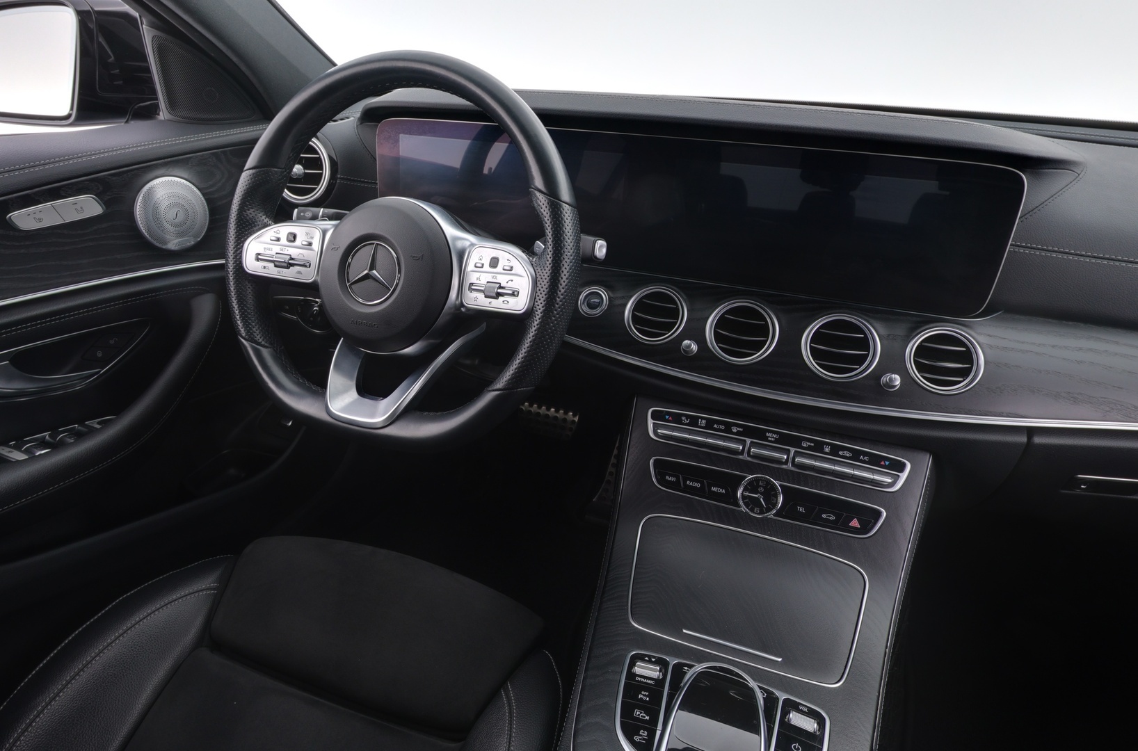 MERCEDES-BENZ E 2019