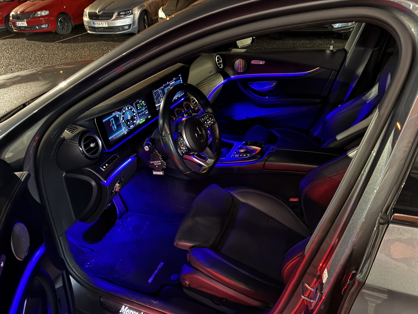 MERCEDES-BENZ E 2019