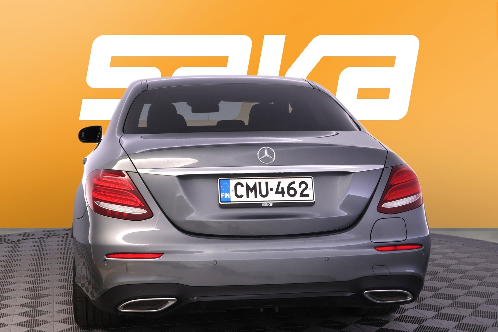 MERCEDES-BENZ E 2019
