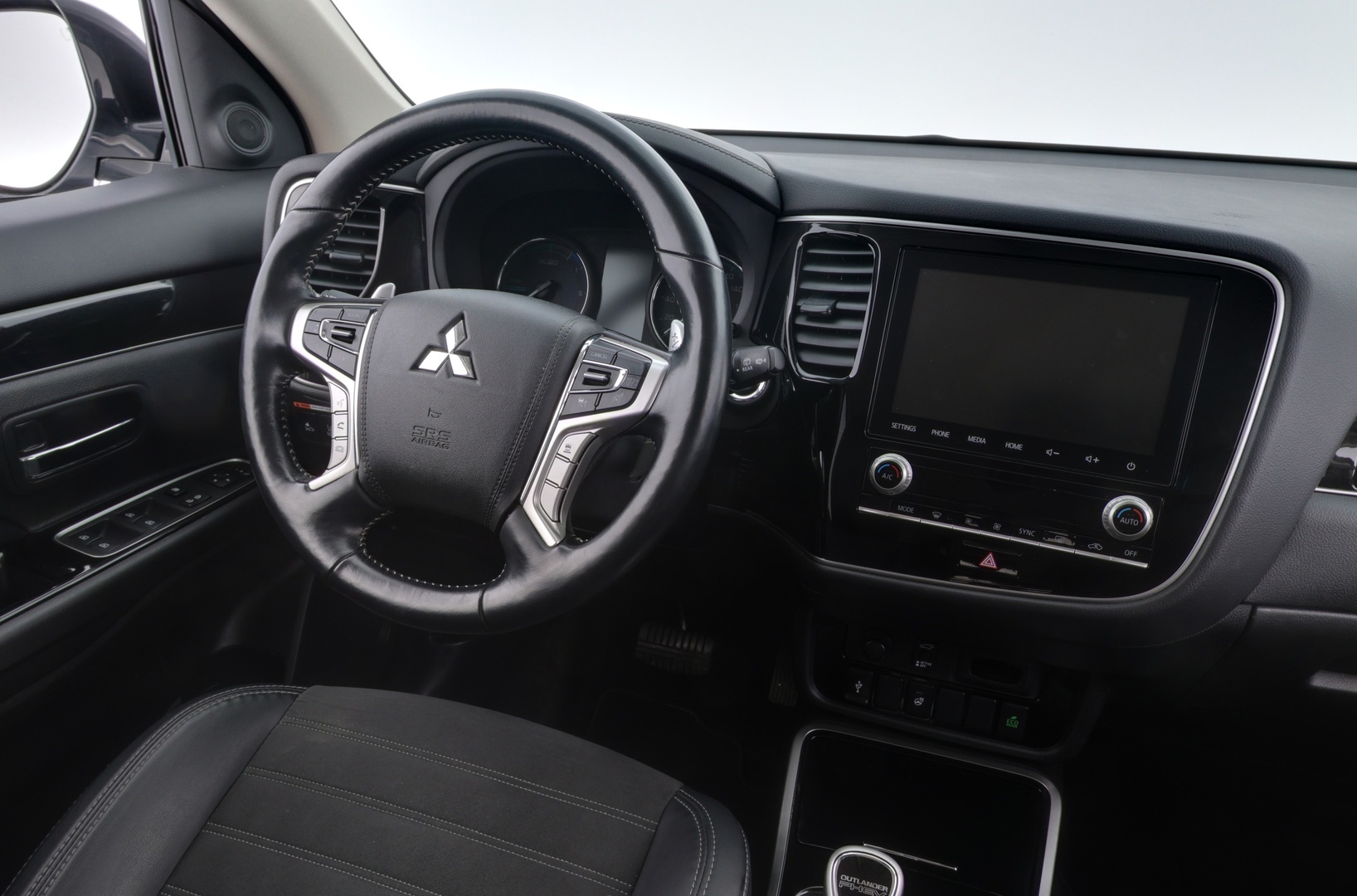 MITSUBISHI Outlander PHEV 2020