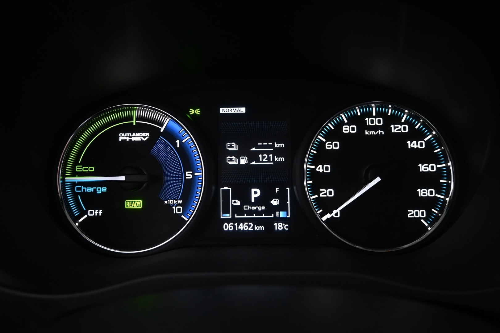 MITSUBISHI Outlander PHEV 2020