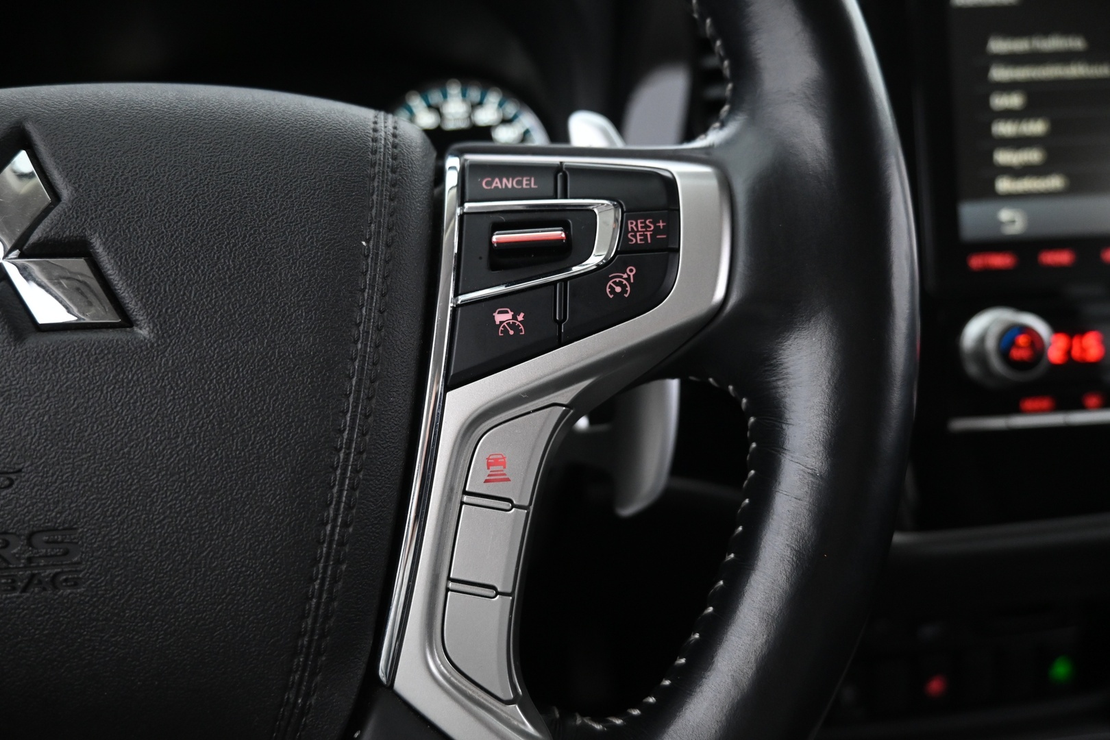 MITSUBISHI Outlander PHEV 2020