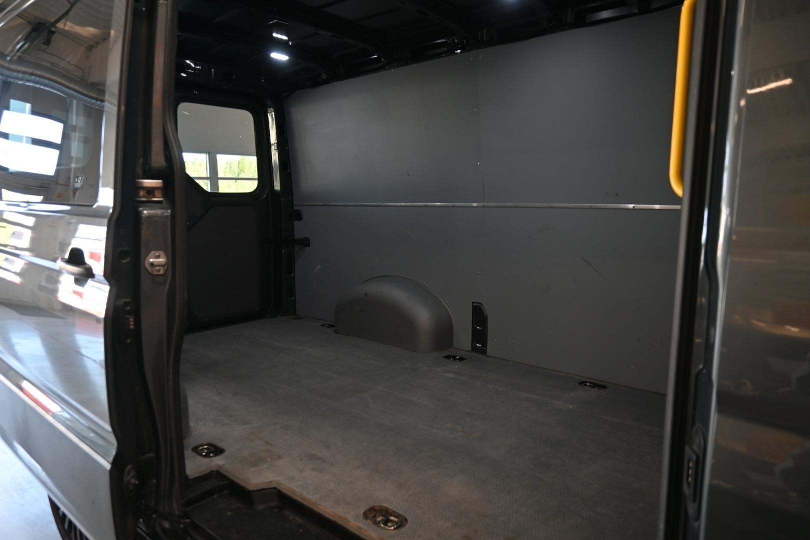 VOLKSWAGEN Crafter 2020