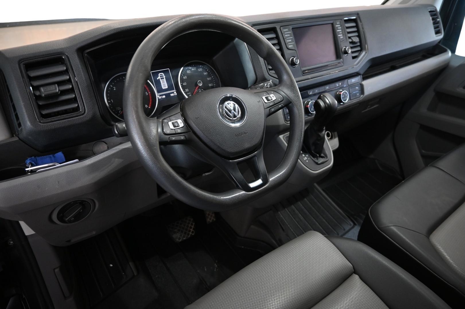 VOLKSWAGEN Crafter 2020