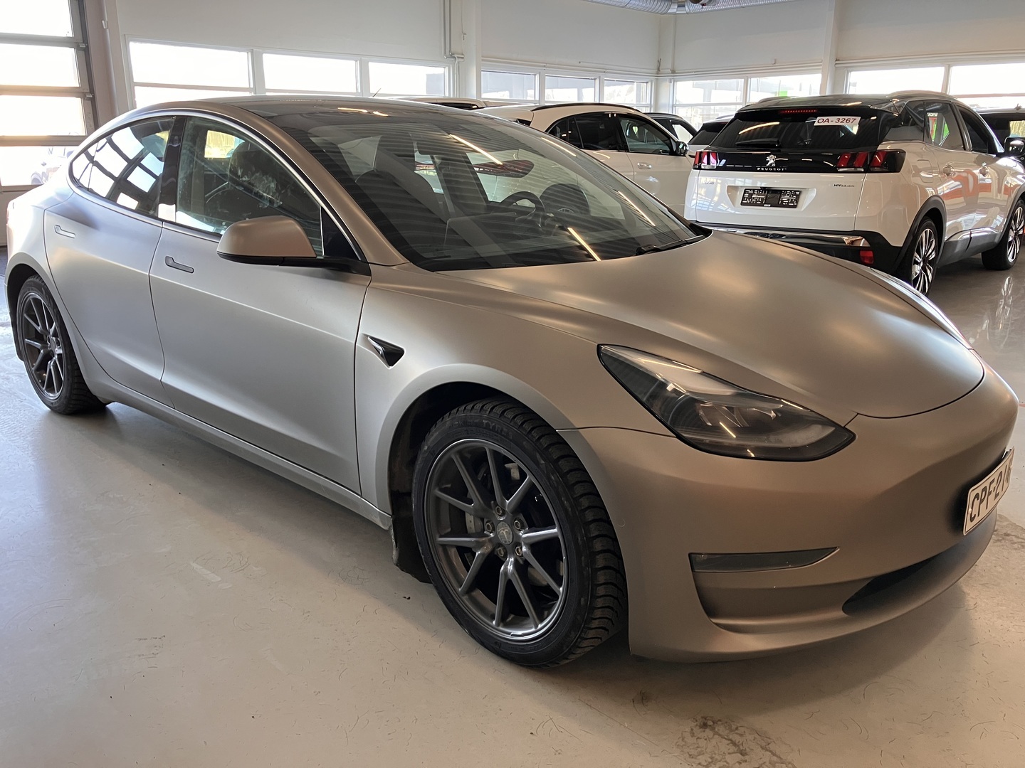 TESLA Model 3 2021