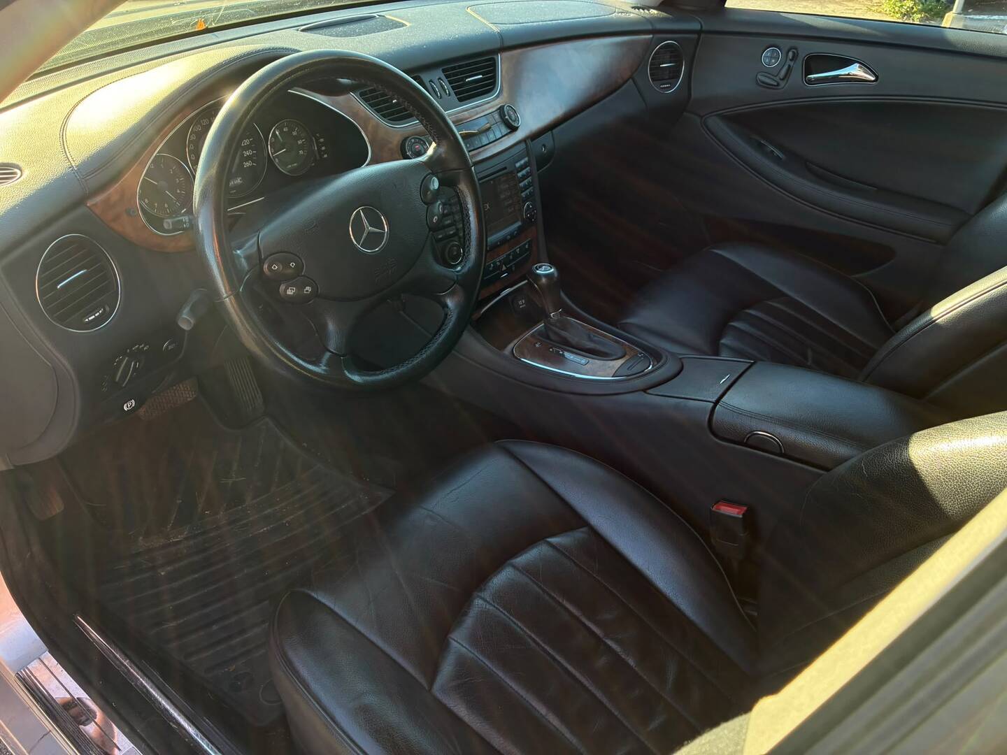 MERCEDES-BENZ CLS 2005