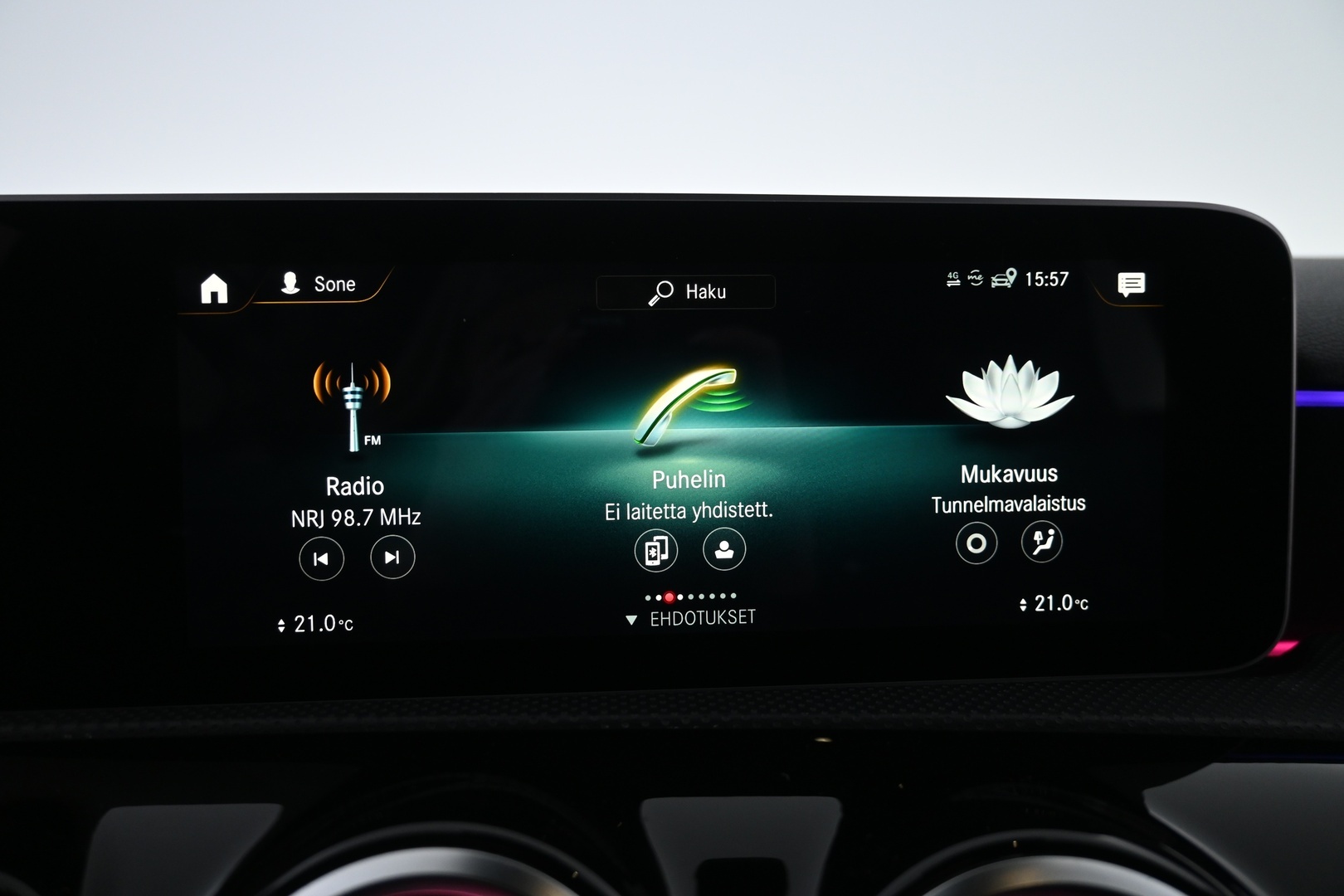 MERCEDES-BENZ A 2018