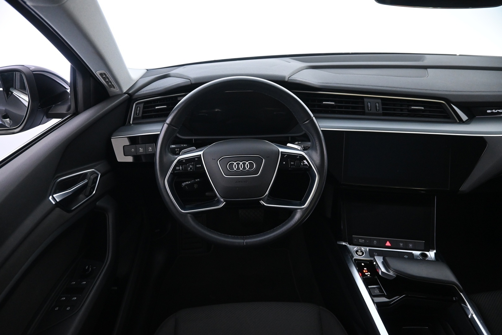 AUDI e-tron 2022
