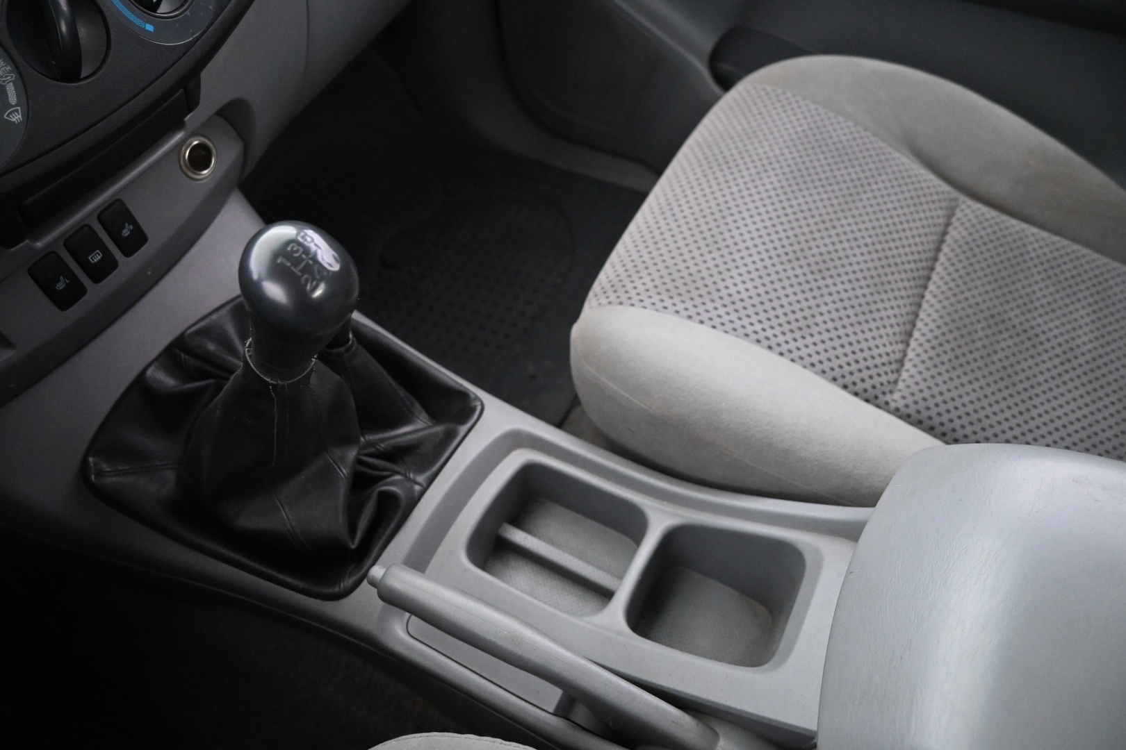TOYOTA Hilux 2008