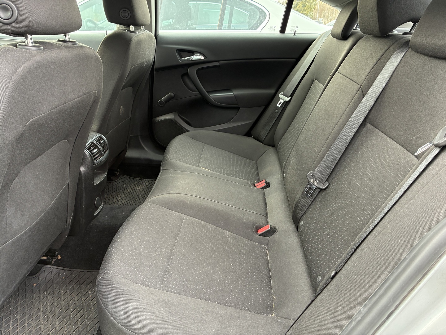 OPEL Insignia 2011
