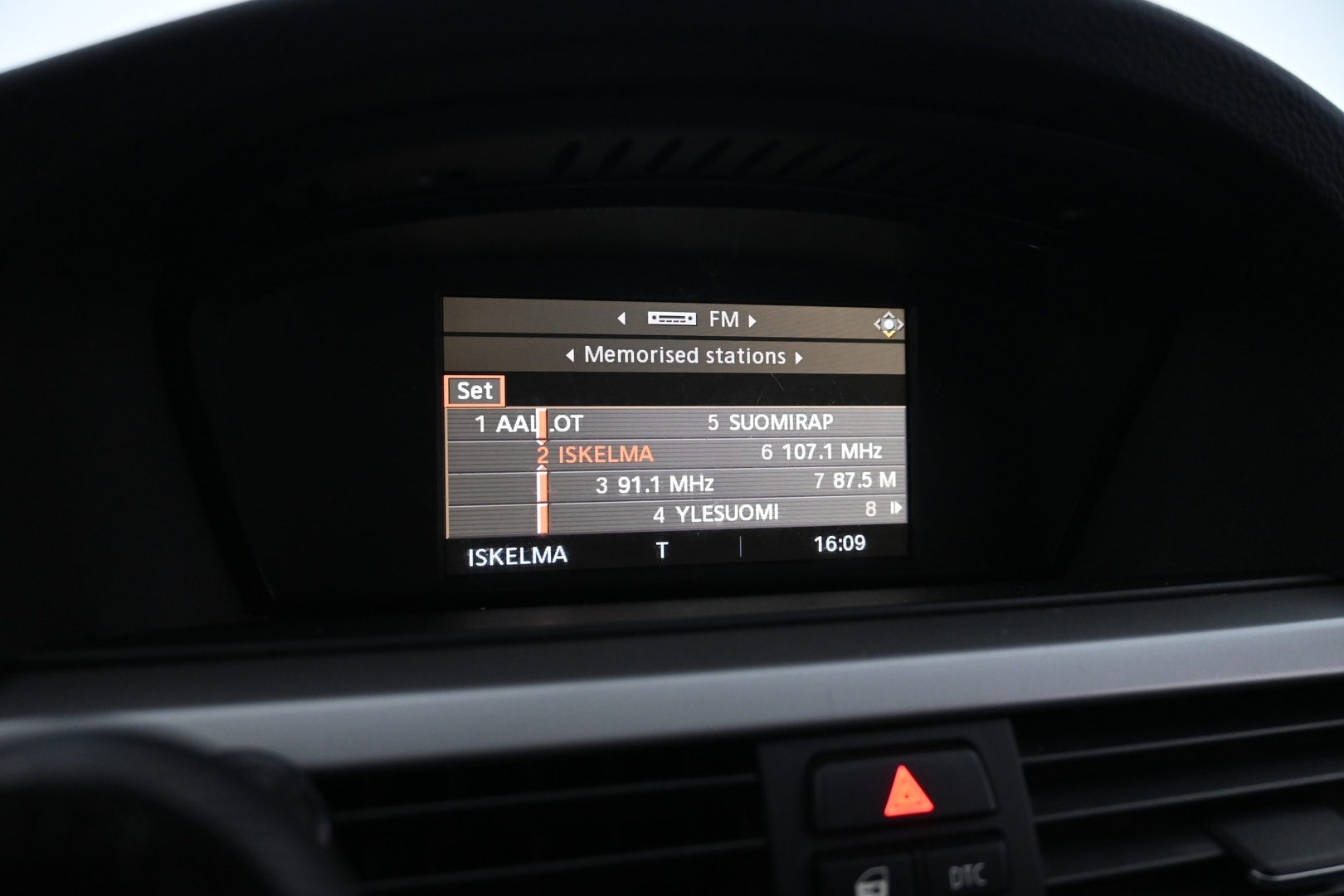 BMW 320 2008