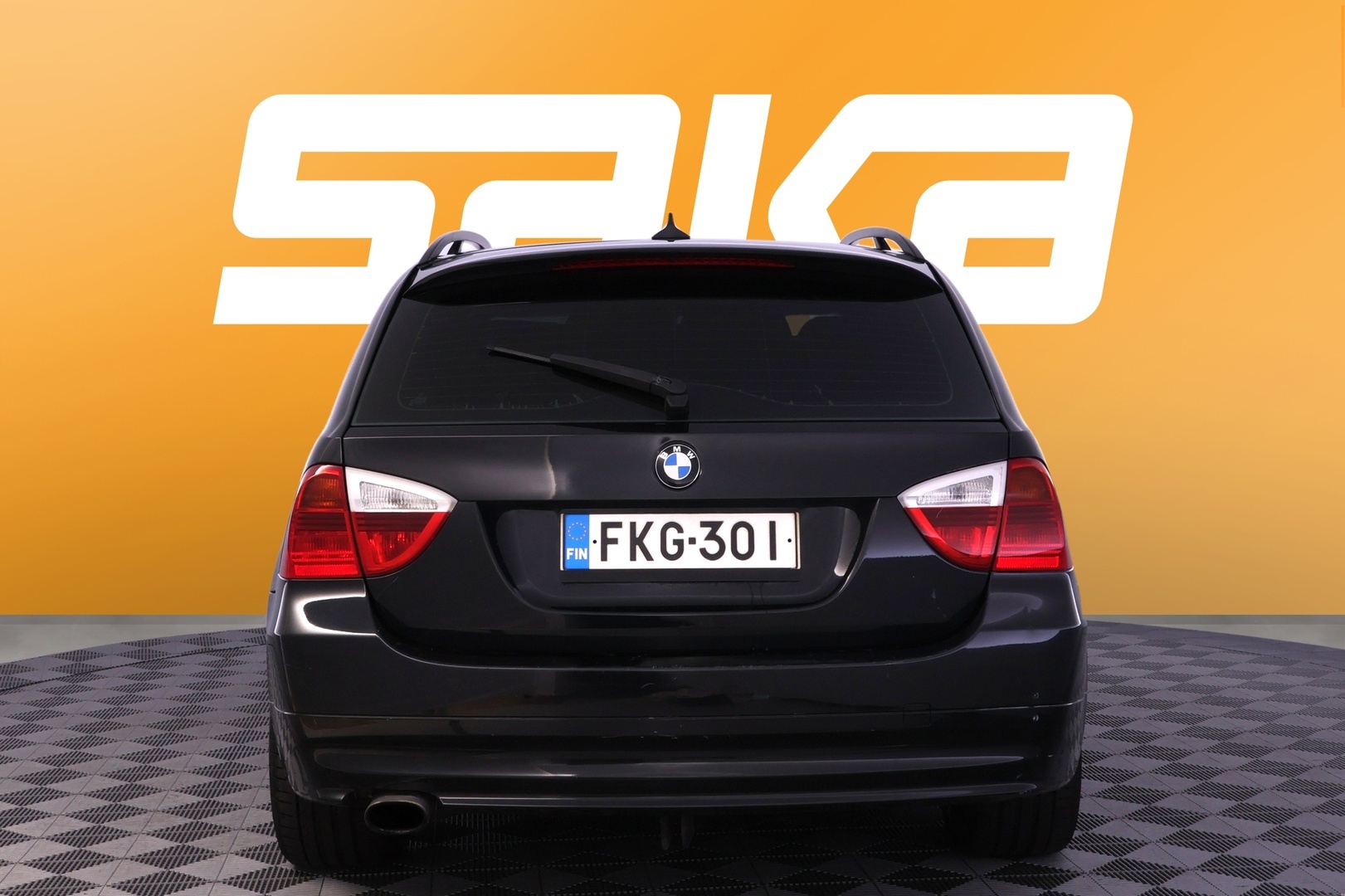 BMW 320 2008