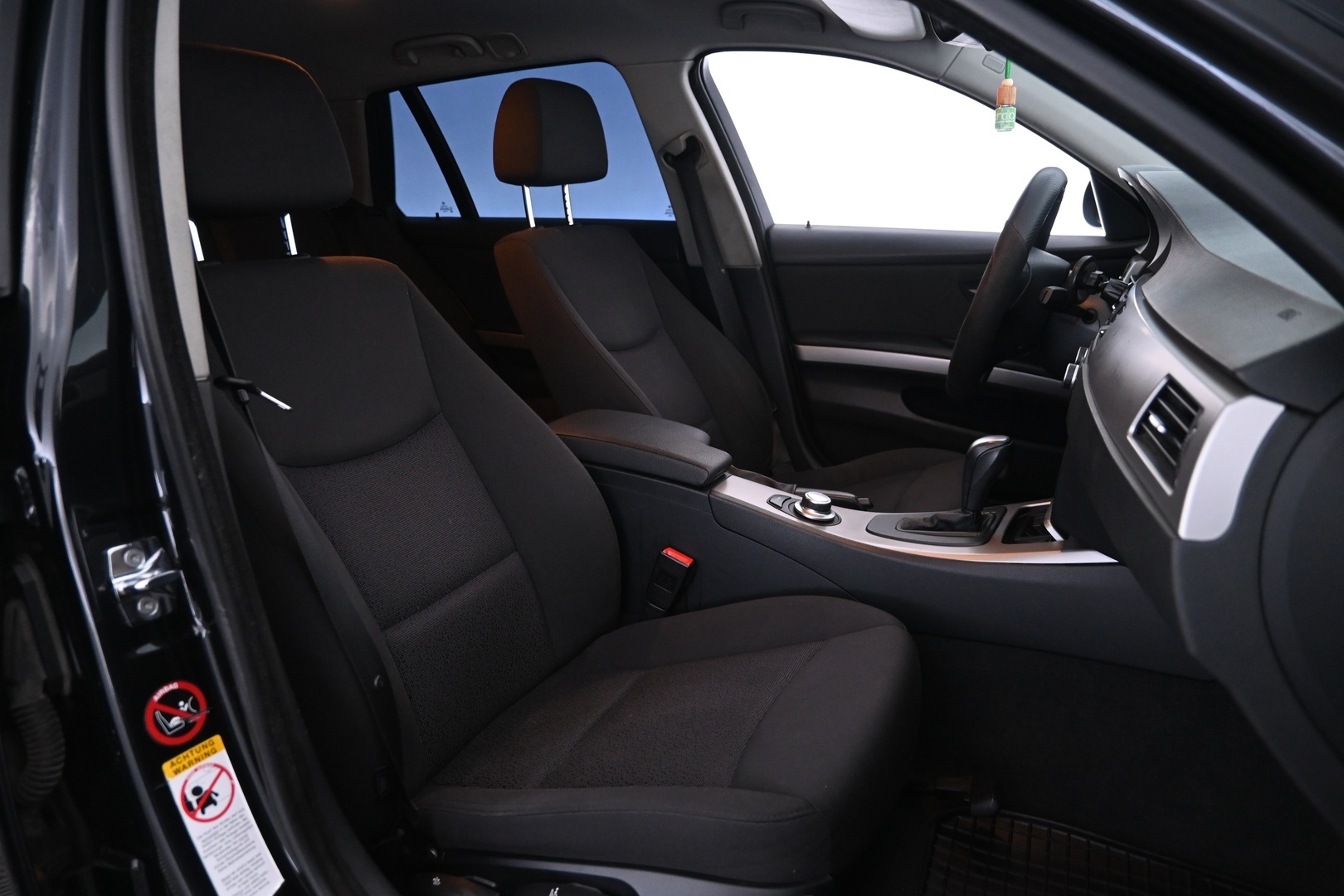 BMW 320 2008