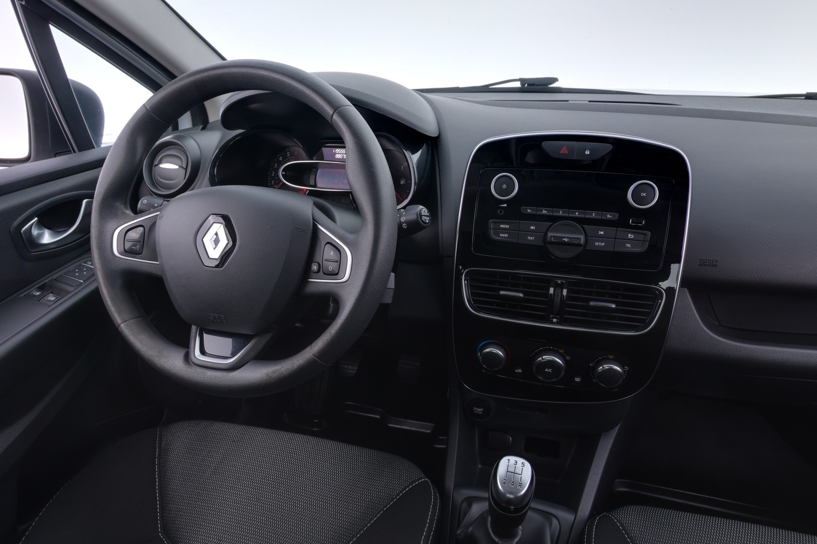 RENAULT Clio 2017