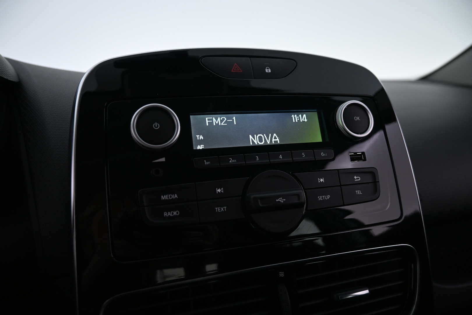 RENAULT Clio 2017