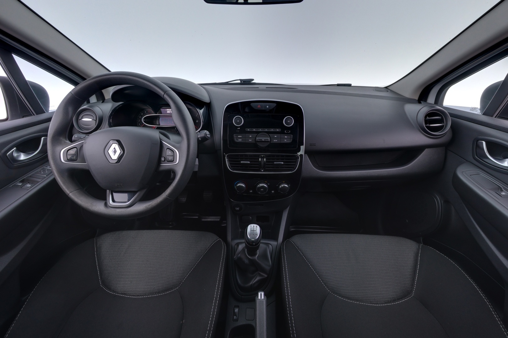 RENAULT Clio 2017