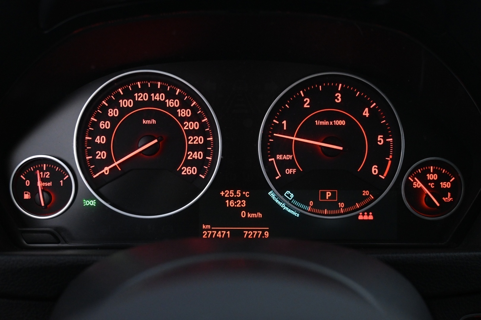 BMW 330 2013