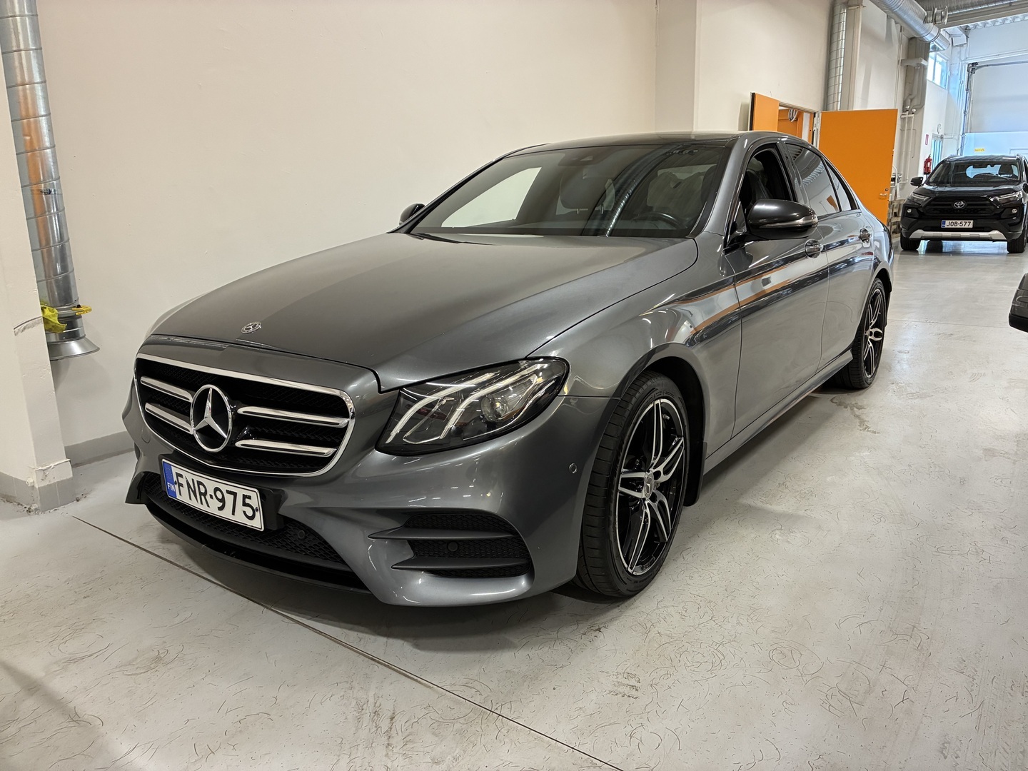 MERCEDES-BENZ E 2018