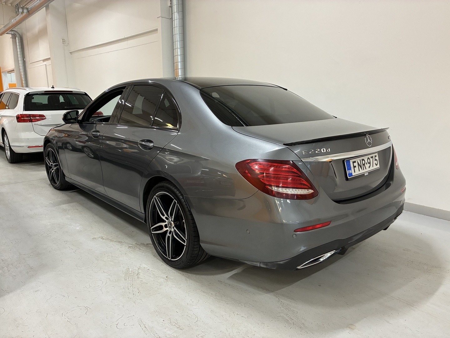 MERCEDES-BENZ E 2018