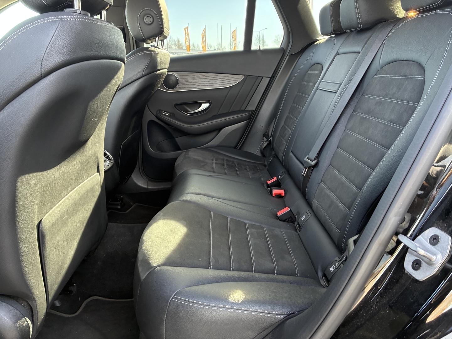 MERCEDES-BENZ GLC 2021