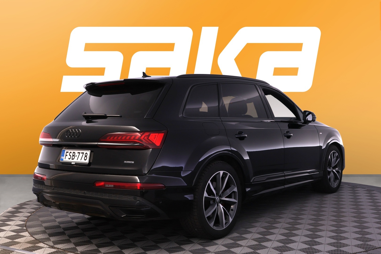AUDI Q7 2020