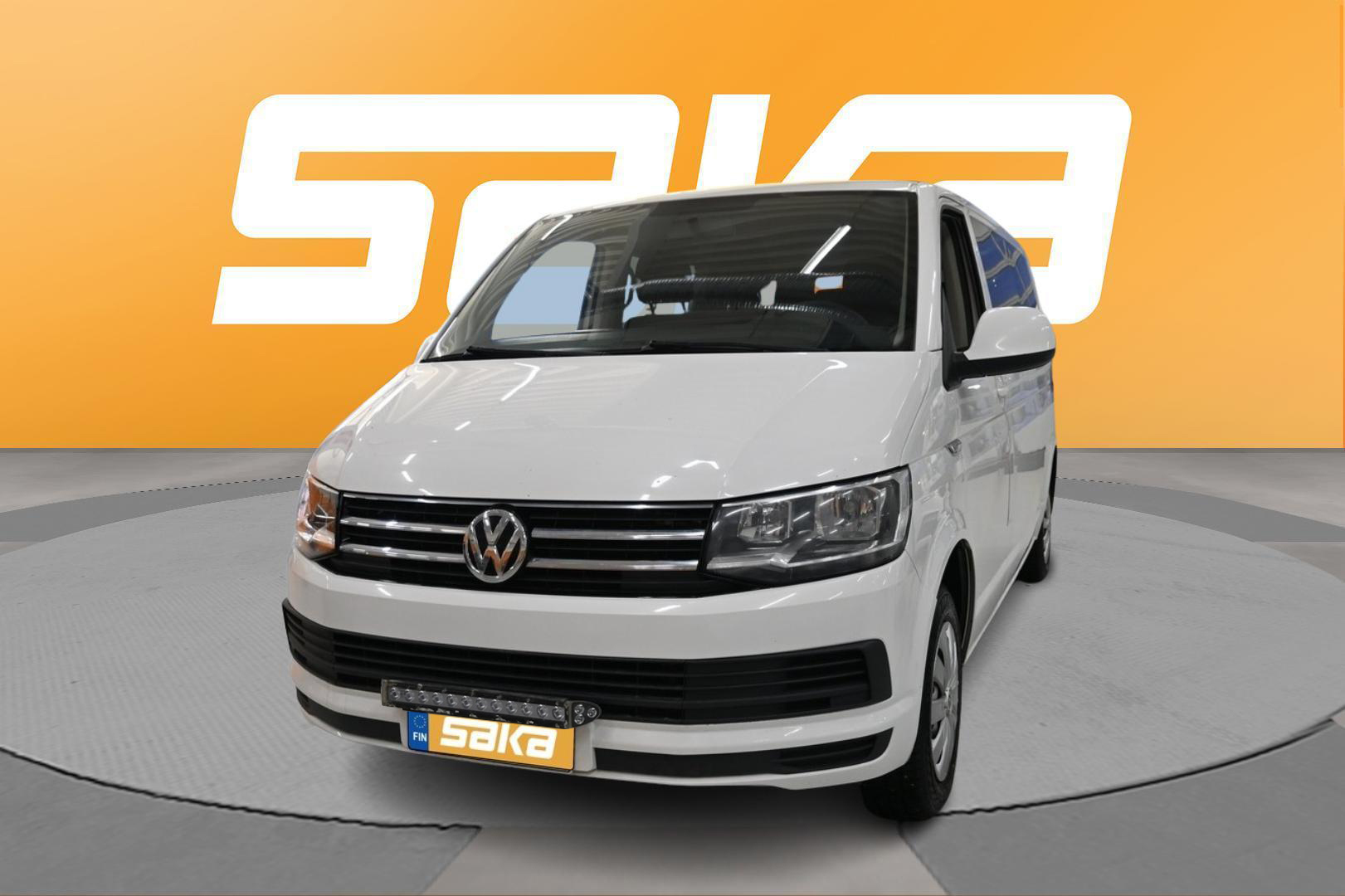 VOLKSWAGEN Caravelle 2016