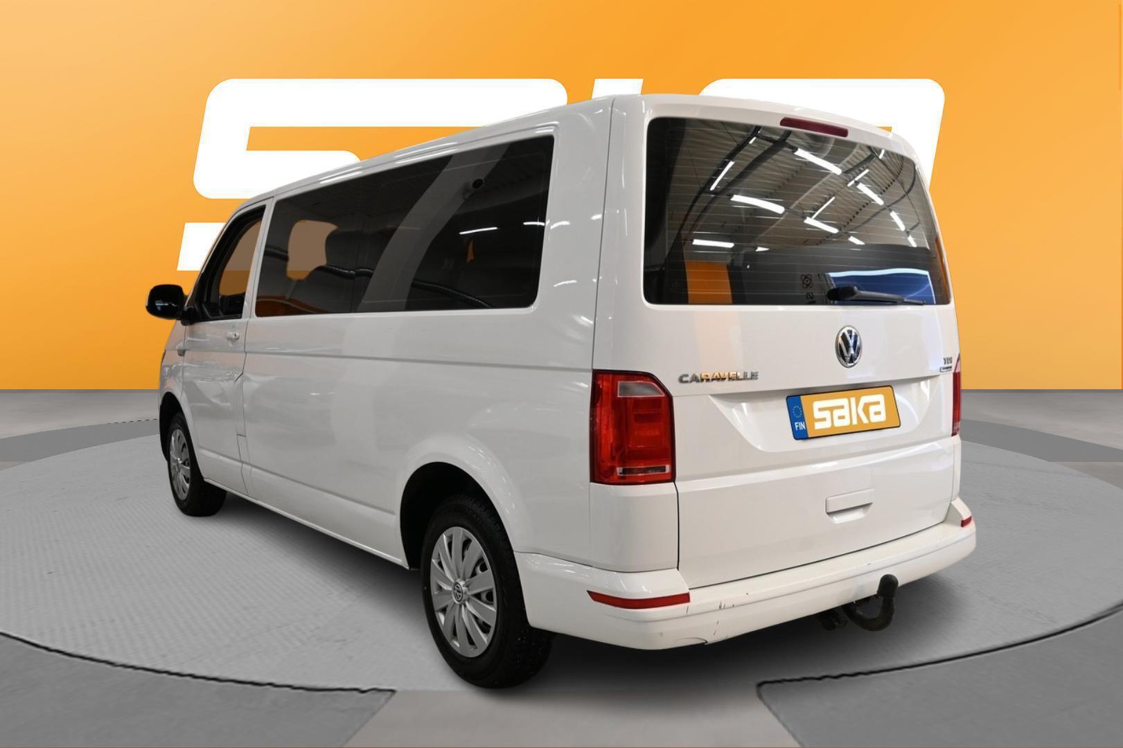 VOLKSWAGEN Caravelle 2016