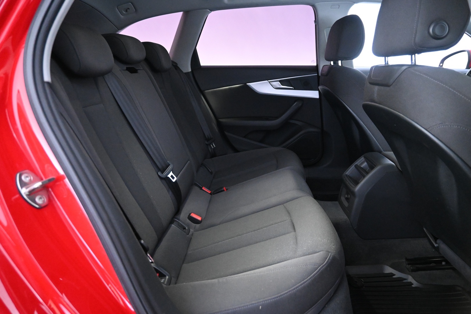 AUDI A4 2016