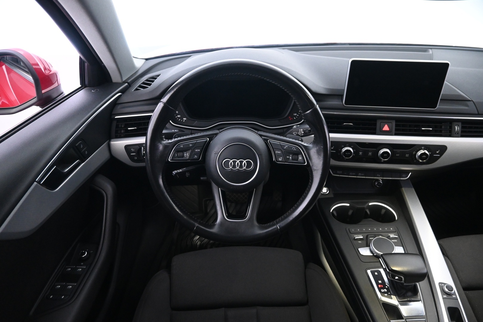 AUDI A4 2016