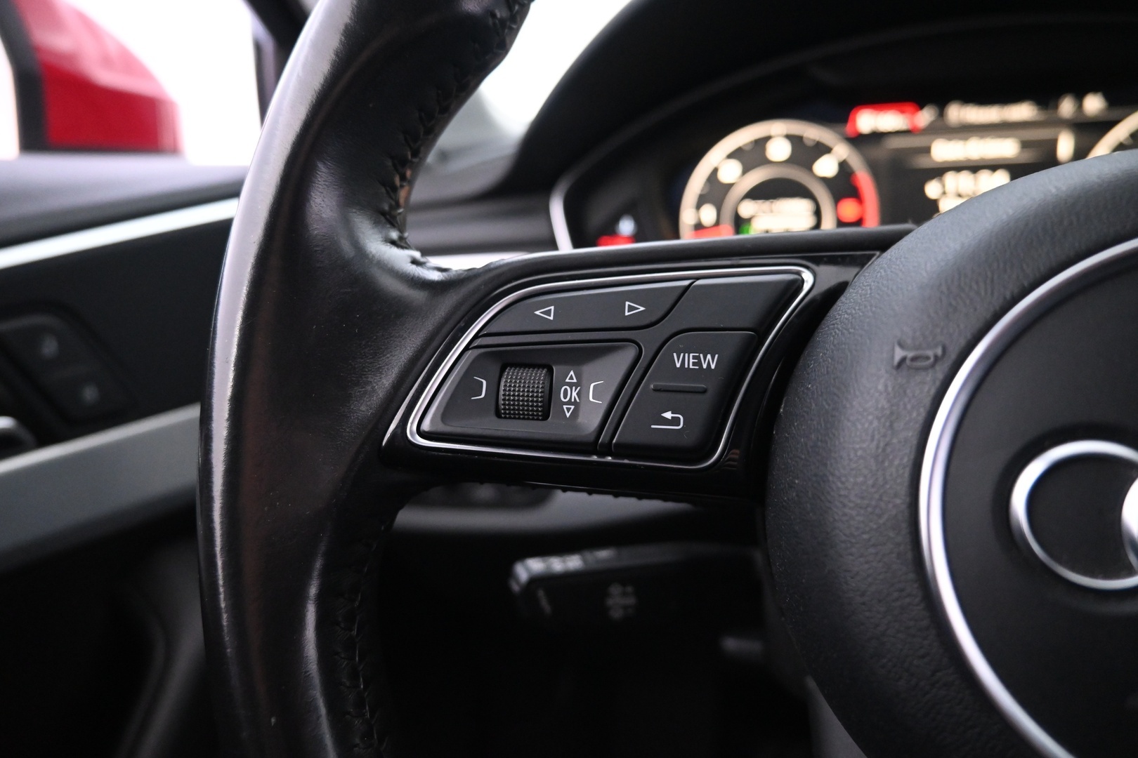 AUDI A4 2016