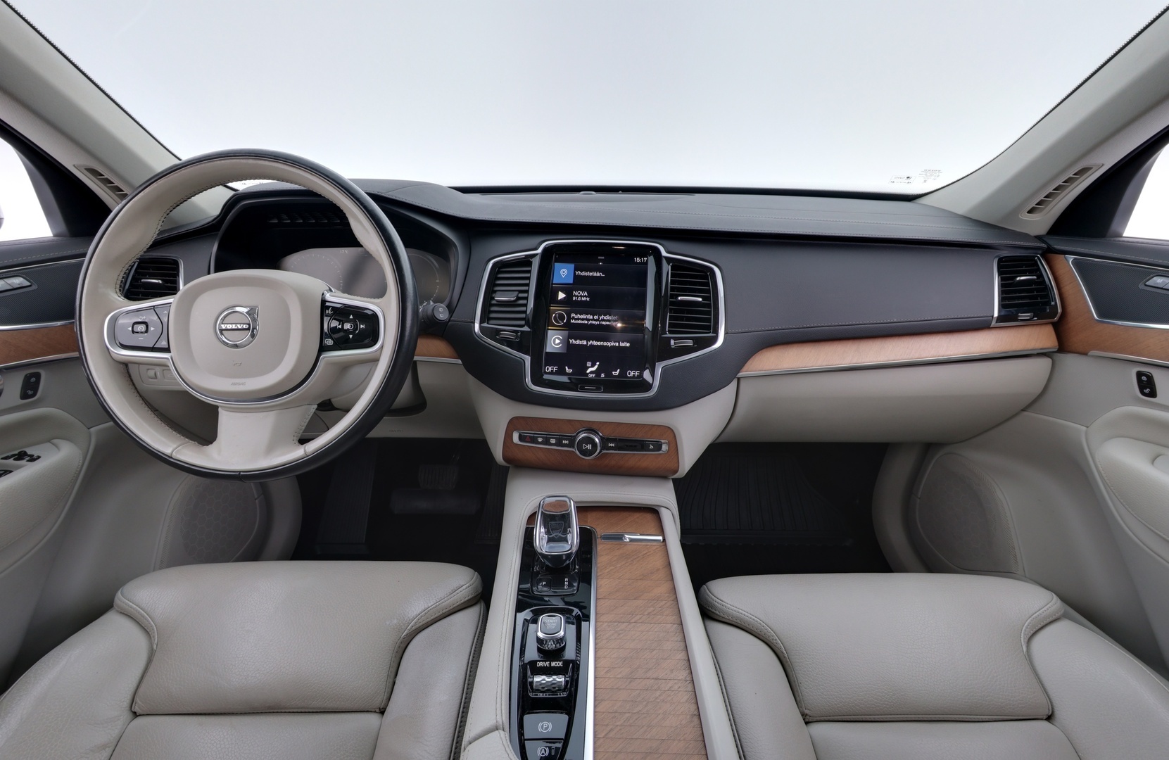 VOLVO XC90 2021