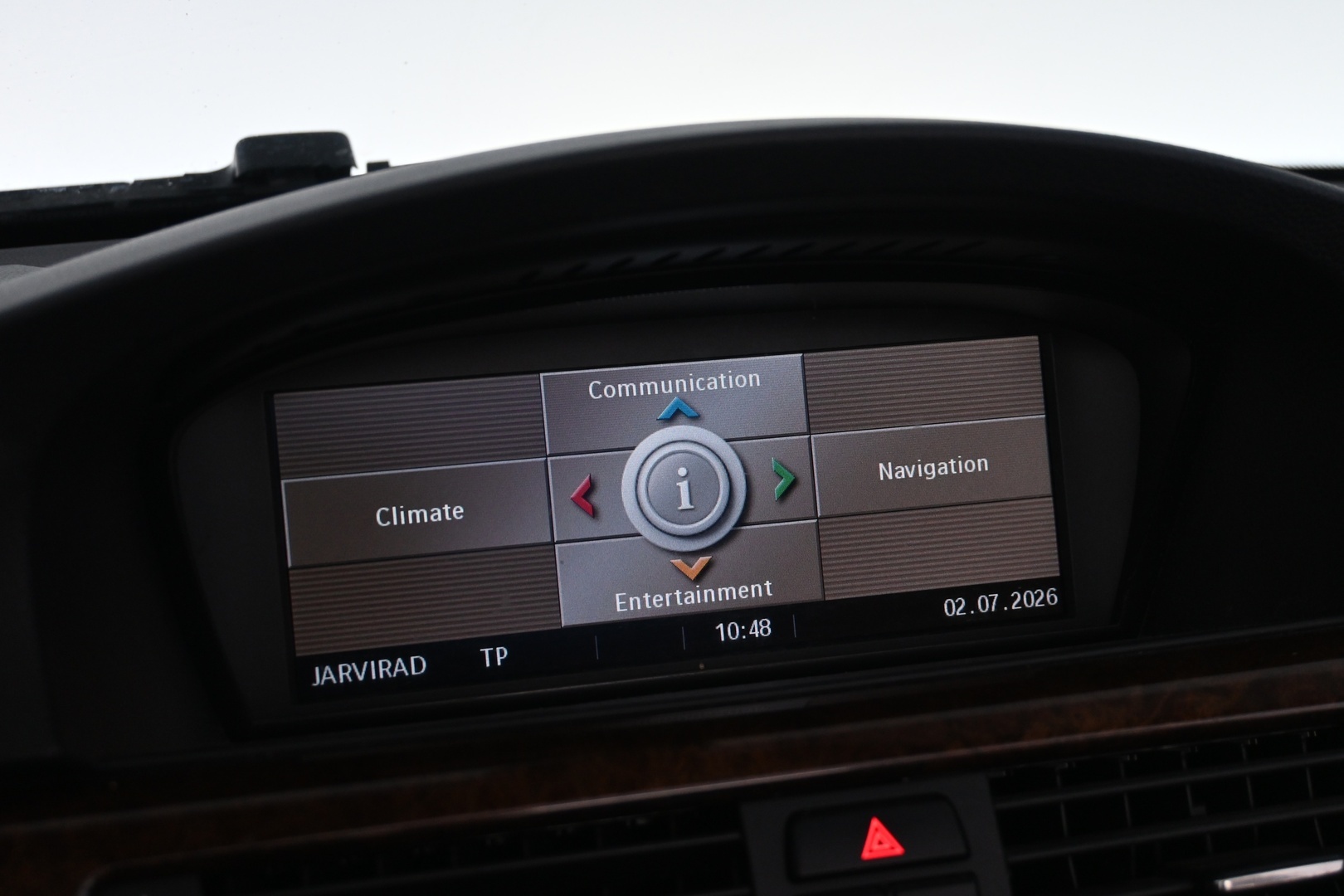BMW 330 2008