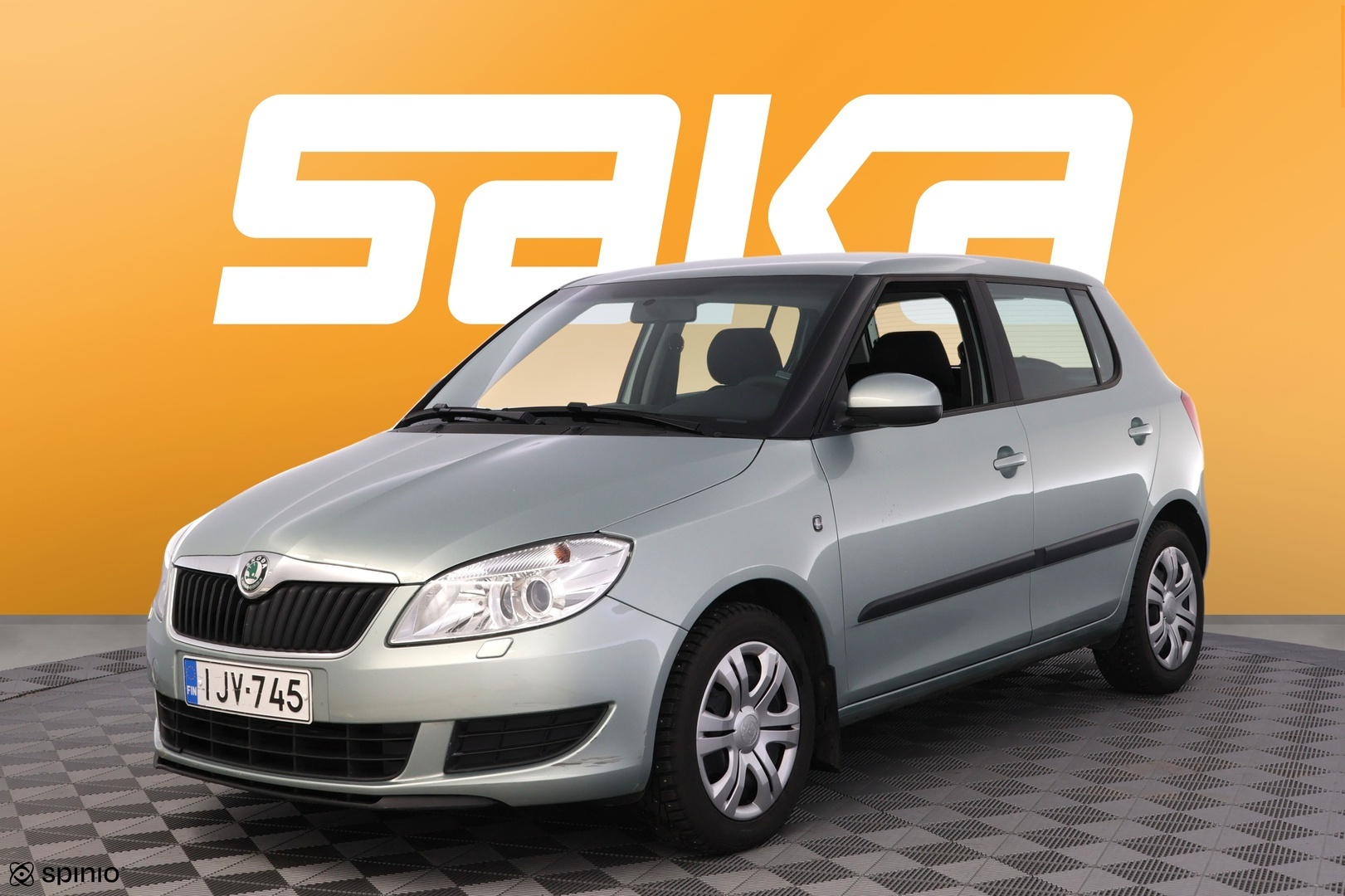 SKODA Fabia 2011