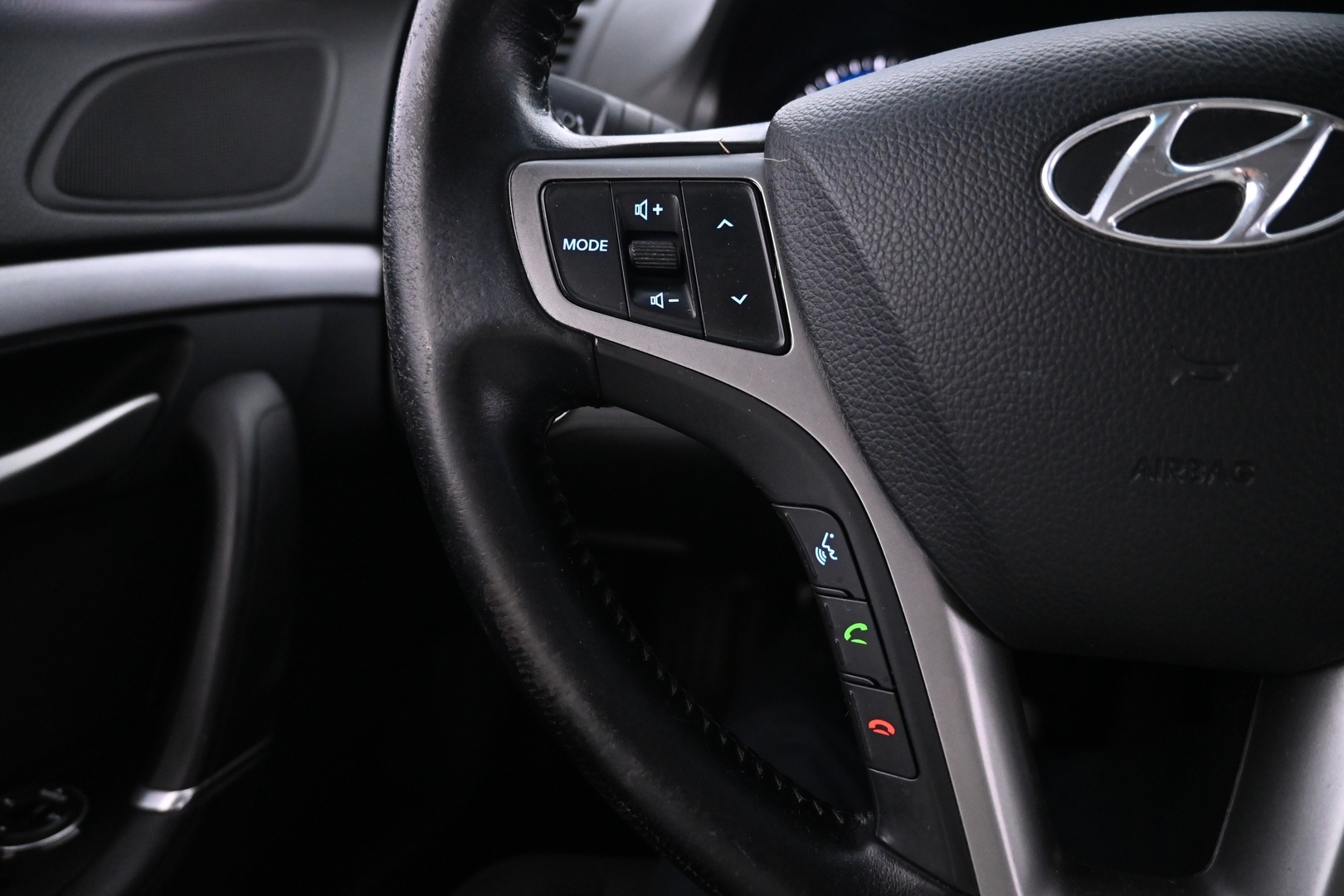 HYUNDAI i40 2013