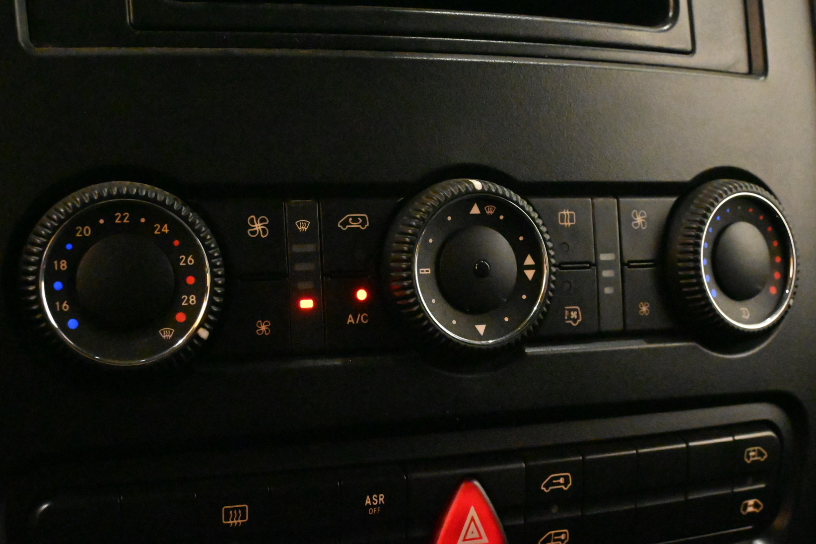 MERCEDES-BENZ SPRINTER 2009