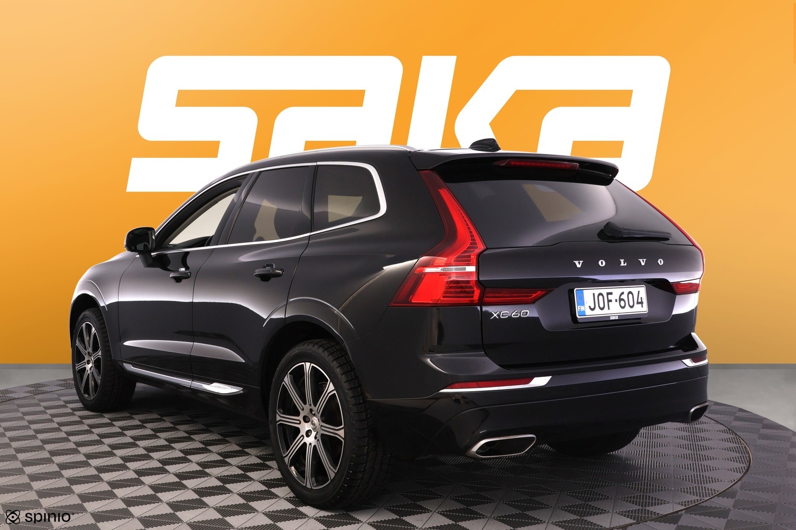 VOLVO XC60 2018