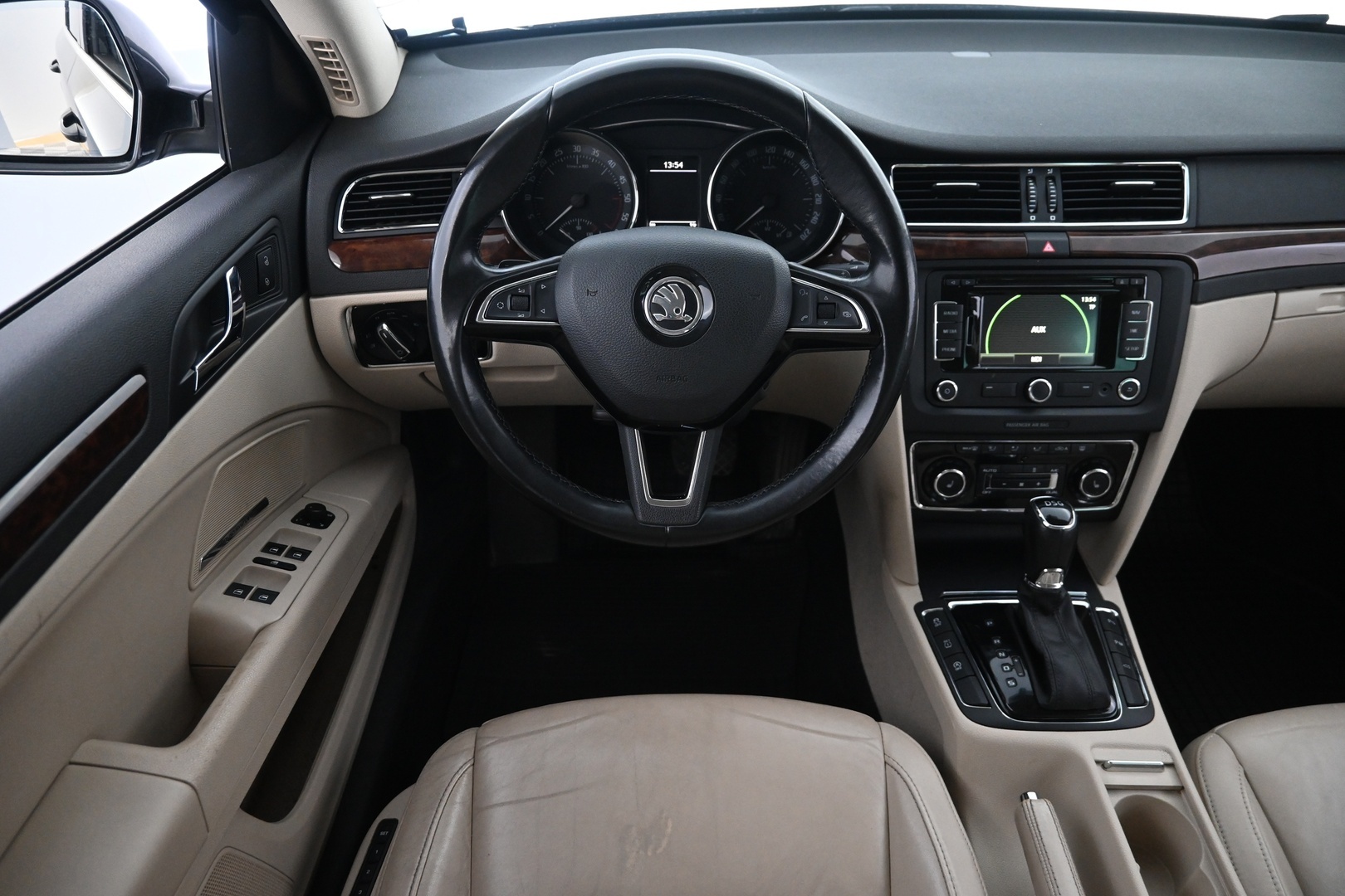 SKODA Superb 2014